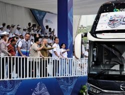 Apresiasi Menhub Terhadap Program Mudik Bersama Sejumlah BUMN, Dudy Lepas Keberangkatan Mudik Gratis