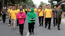Hari Bhayangkara ke-79 di Inhu, Dihangatkan Dengan Jalan Santai dan Senam Bersama TNI-Polri