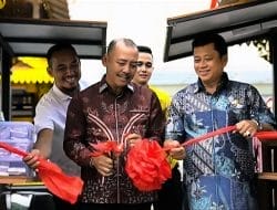 Sebagai Bentuk Tanggung Jawab Sosial, PT SMI Serahkan Tujuh Belas Gerobak UMKM ke Pemprov Kepri